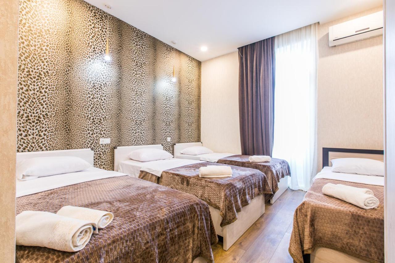 Sweet Home 6 Vip At Rustaveli Avenue Tbilisi Exterior photo