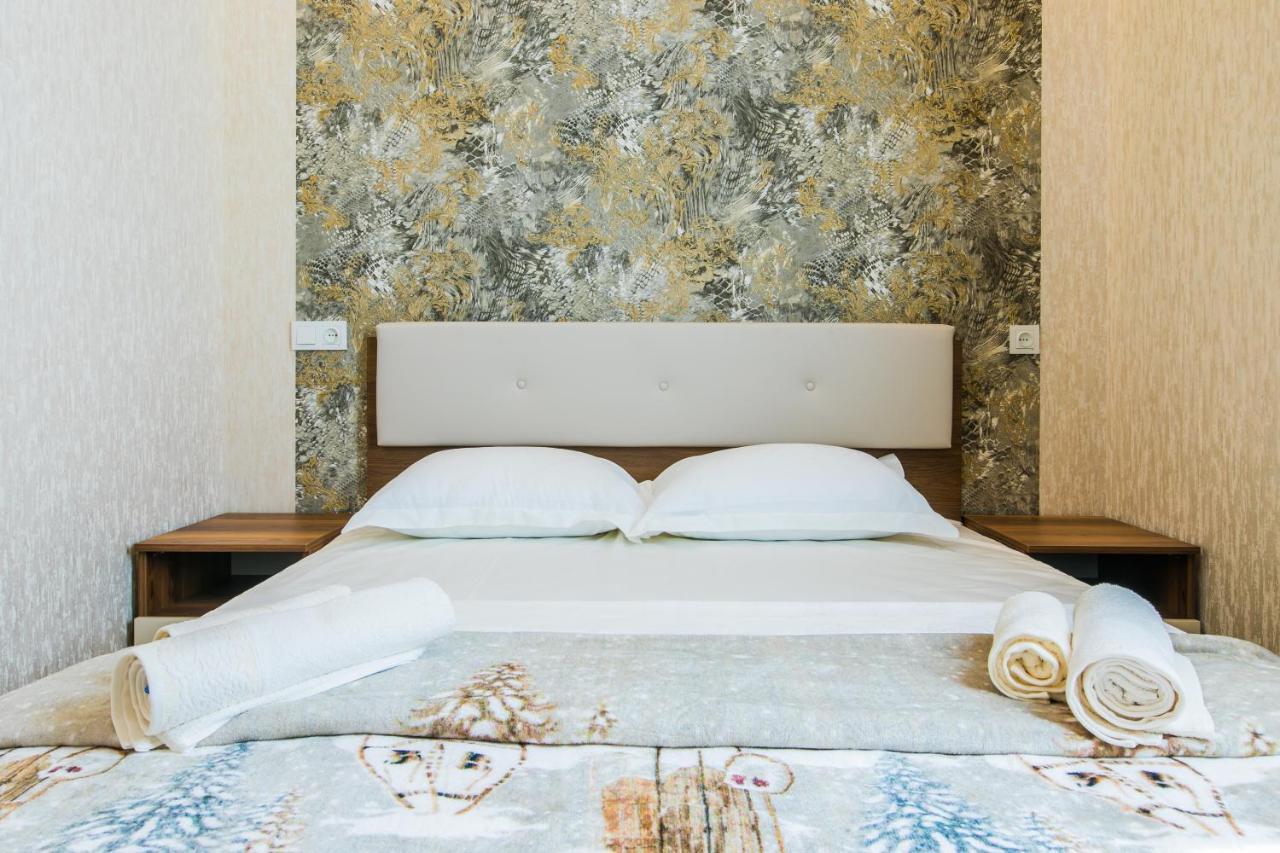 Sweet Home 6 Vip At Rustaveli Avenue Tbilisi Exterior photo
