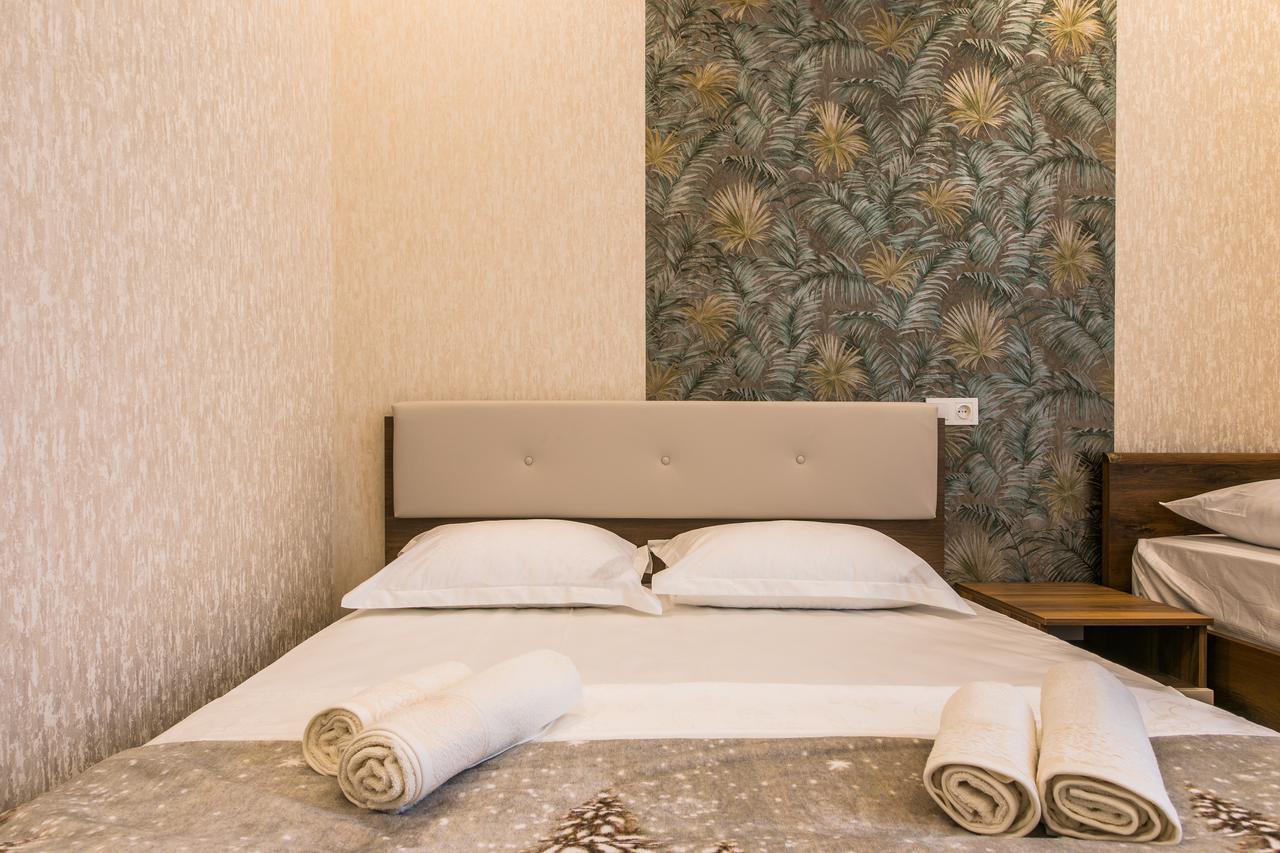 Sweet Home 6 Vip At Rustaveli Avenue Tbilisi Exterior photo