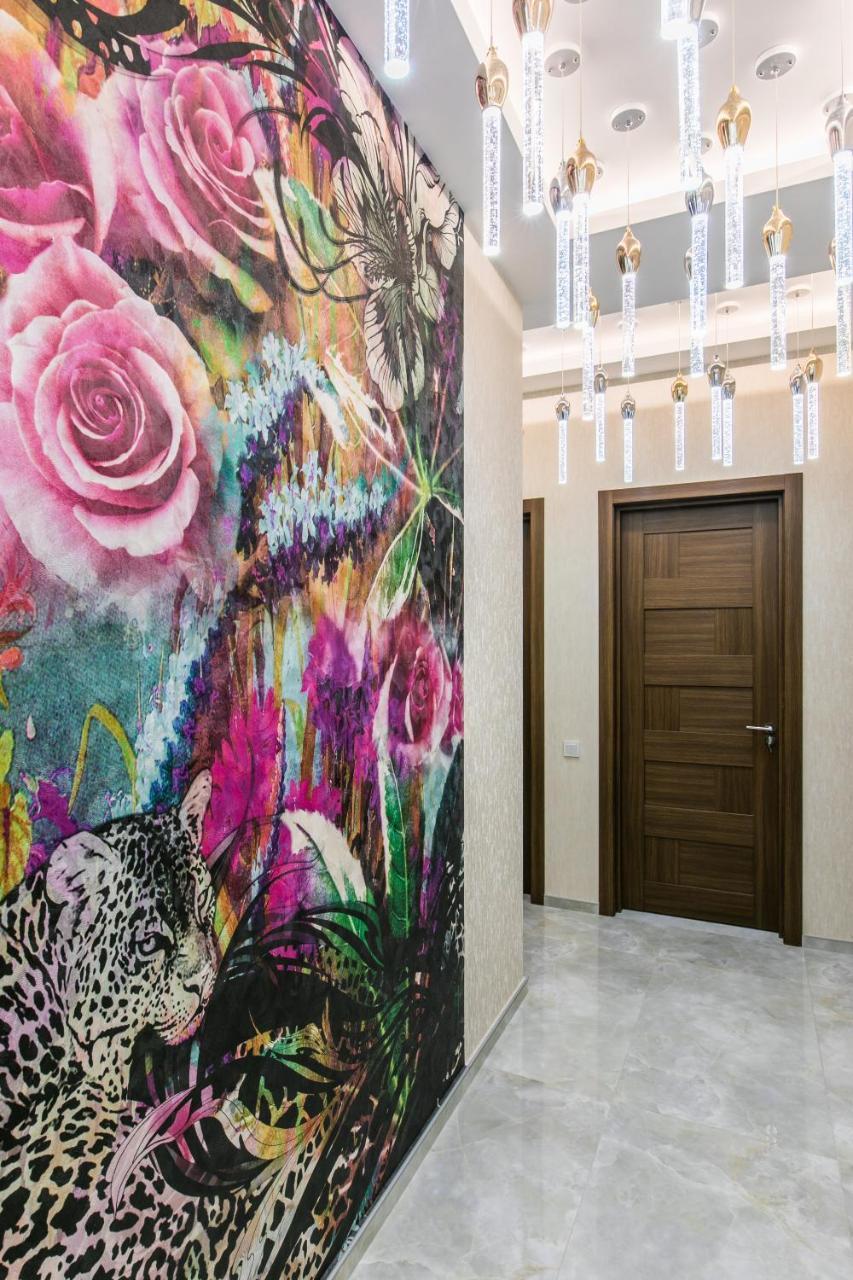 Sweet Home 6 Vip At Rustaveli Avenue Tbilisi Exterior photo